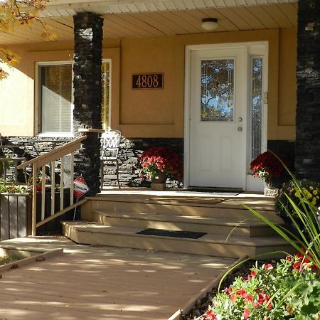 Bethel-Aspen Inn Bonnyville Exteriér fotografie
