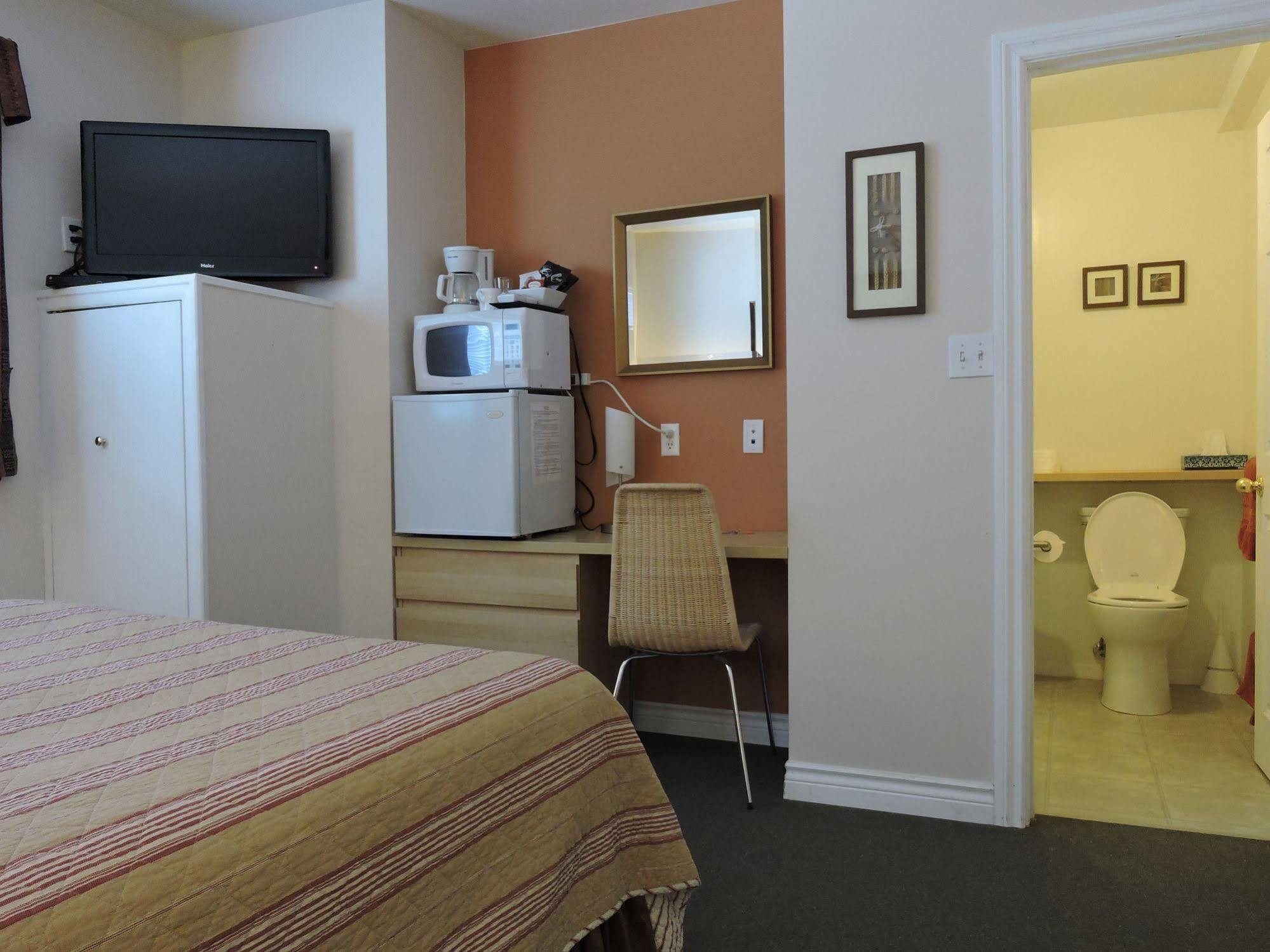 Bethel-Aspen Inn Bonnyville Exteriér fotografie